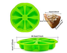 Load image into Gallery viewer, 8 Slice Silicone Cake Mold - Green